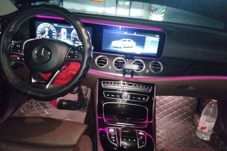 Used Mercedes-Benz E-Class 2017 E 200 L 4MATIC Center Console