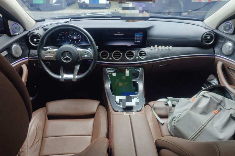 Used Mercedes-Benz E-Class 2017 E 200 L Sport 4MATIC Center Console