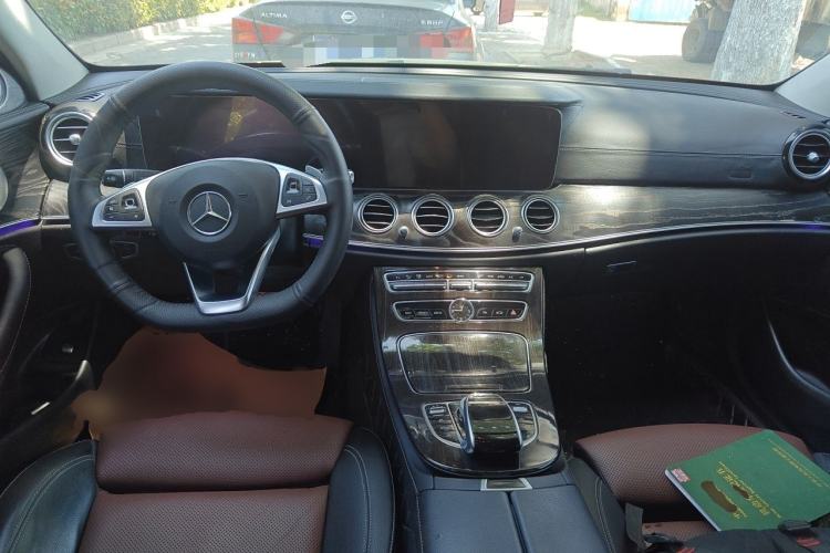 Used Mercedes-Benz E-Class 2017 E 200 Sport Center Console