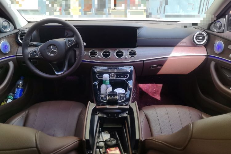 Used Mercedes-Benz E-Class 2017 E 300 L Luxury Model Center Console
