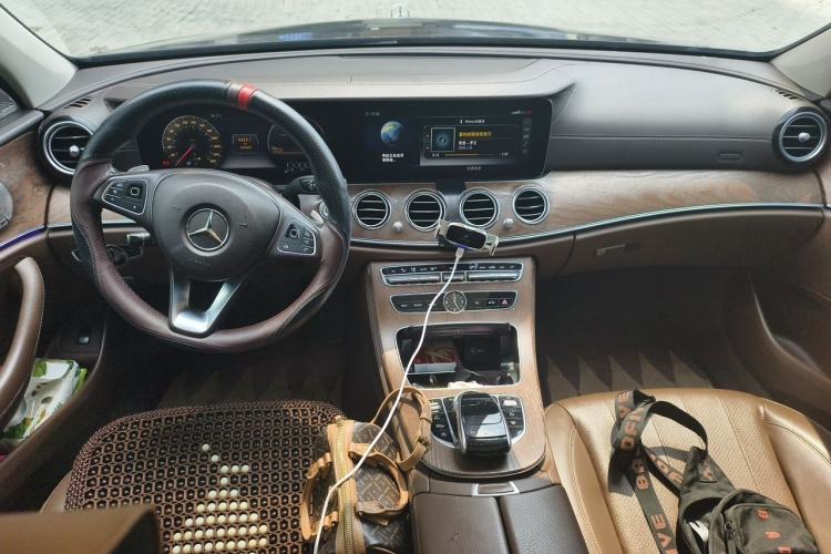 Used Mercedes-Benz E-Class 2017 E 300 L Luxury Model Center Console