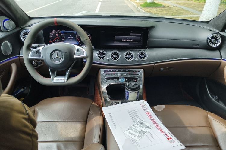 Used Mercedes-Benz E-Class 2017 E 320 L Sport 4MATIC Center Console