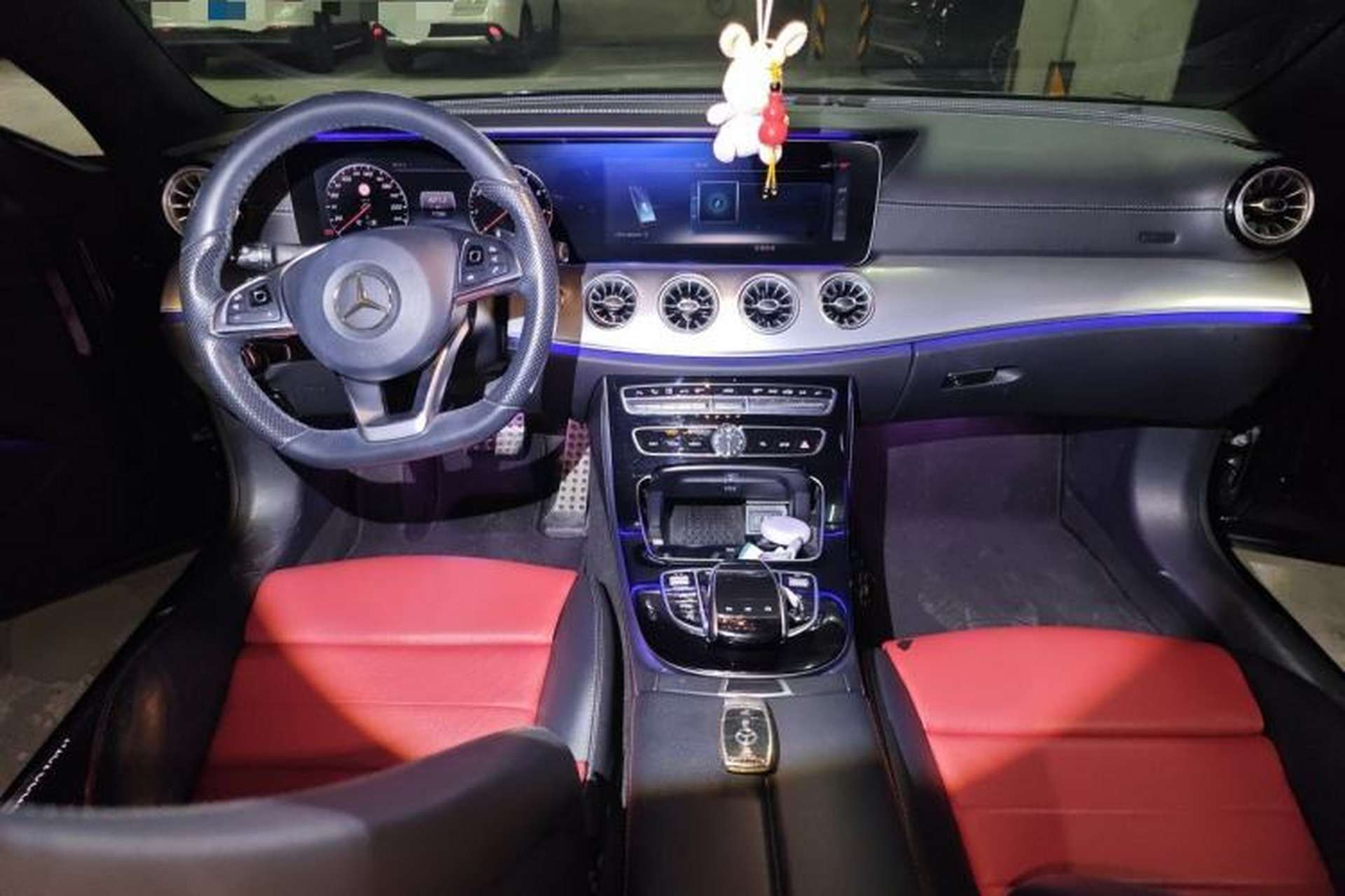 Used Mercedes-Benz E-Class 2017 E 200 Coupe Center Console