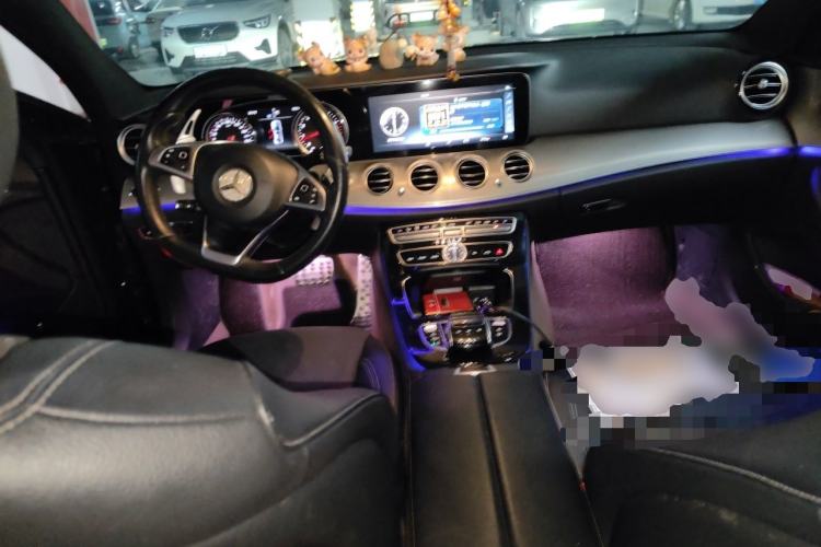 Used Mercedes-Benz E-Class 2017 E 300 Sport Edition Center Console