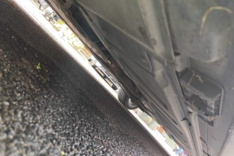 Used Mercedes-Benz E-Class 2017 E 300 Sport Edition Chassis Front Left