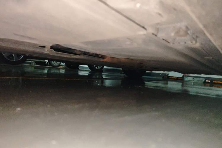 Used Mercedes-Benz E-Class 2017 E 300 Sport Edition Chassis Front Left