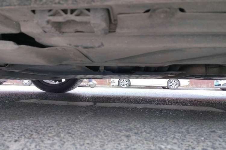 Used Mercedes-Benz E-Class 2017 E 200 L 4MATIC Chassis Front Left
