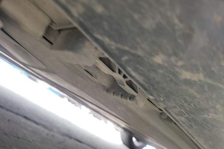 Used Mercedes-Benz E-Class 2017 E 200 Sport Chassis Front Left