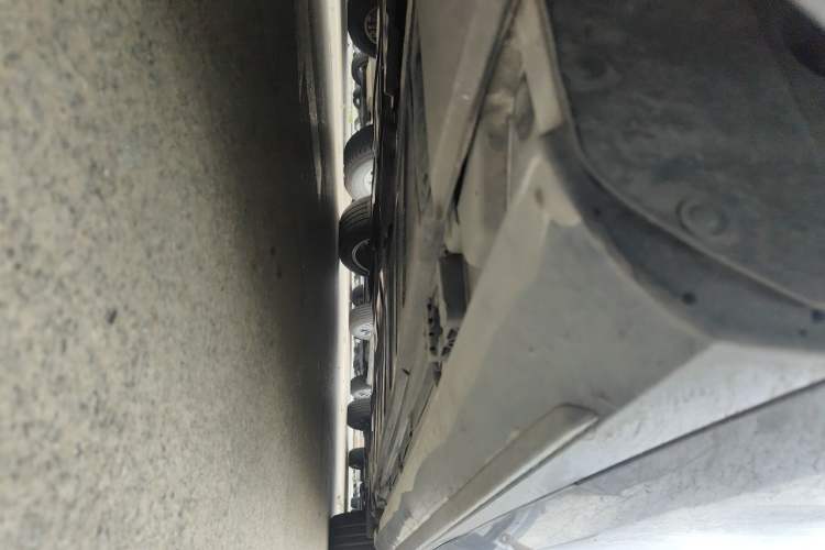 Used Mercedes-Benz E-Class 2017 E 300 L Sport Luxury Edition Chassis Front Left