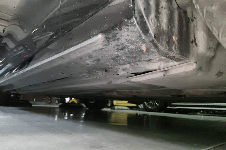 Used Mercedes-Benz E-Class 2017 E 300 L Sport Luxury Edition Chassis Front Right