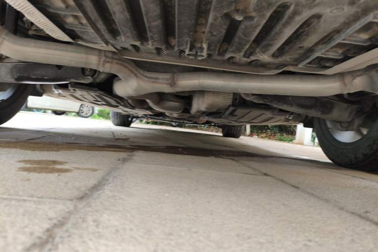 Used Mercedes-Benz E-Class 2017 E 200 L 4MATIC Chassis Rear