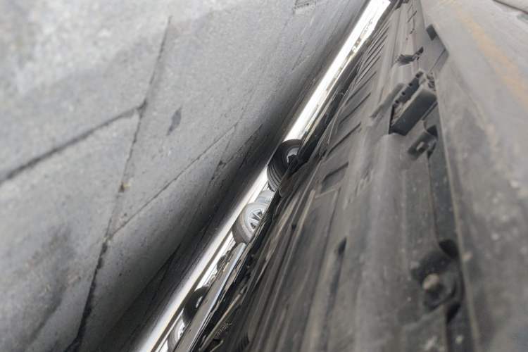 Used Mercedes-Benz E-Class 2017 E 200 L Sport 4MATIC Chassis Rear Left
