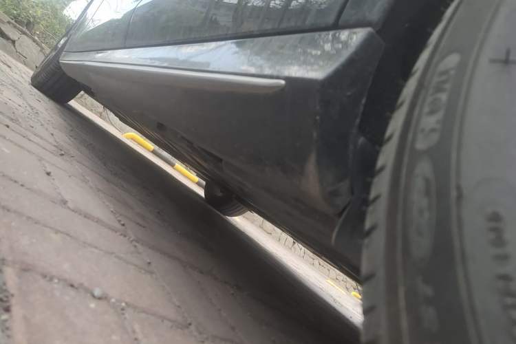 Used Mercedes-Benz E-Class 2017 E 300 L Sport Luxury Edition Chassis Rear Left