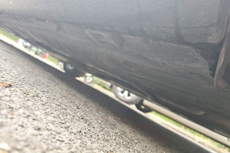 Used Mercedes-Benz E-Class 2017 E 200 Sport Chassis Rear Left