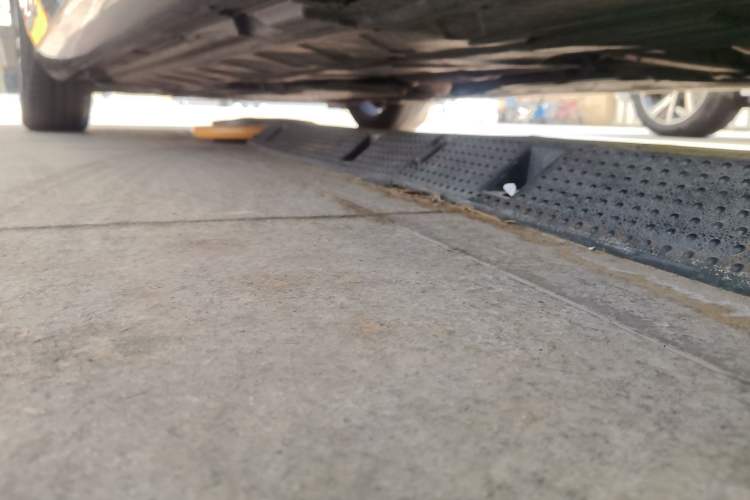 Used Mercedes-Benz E-Class 2017 E 300 L Luxury Model Chassis Rear Left