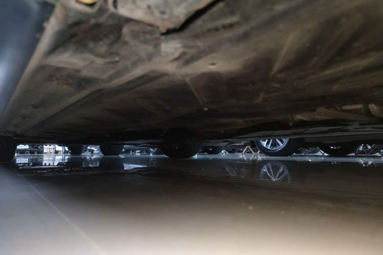 Used Mercedes-Benz E-Class 2017 E 300 Coupe Chassis Rear Left