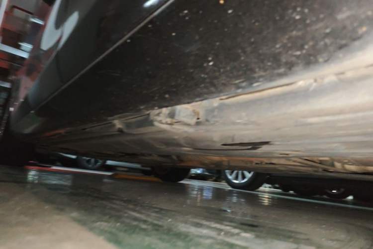 Used Mercedes-Benz E-Class 2017 E 300 L Luxury Model Chassis Rear Left