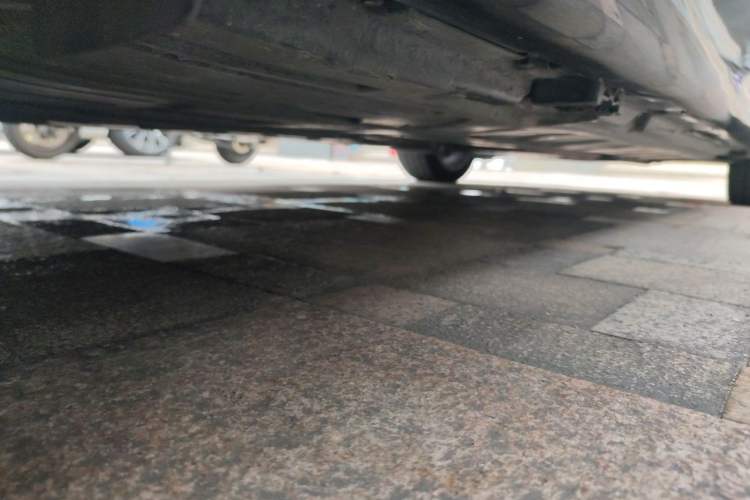 Used Mercedes-Benz E-Class 2017 E 300 L Luxury Model Chassis Rear Right