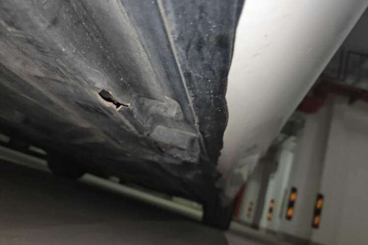Used Mercedes-Benz E-Class 2017 E 300 L Luxury Model Chassis Rear Right