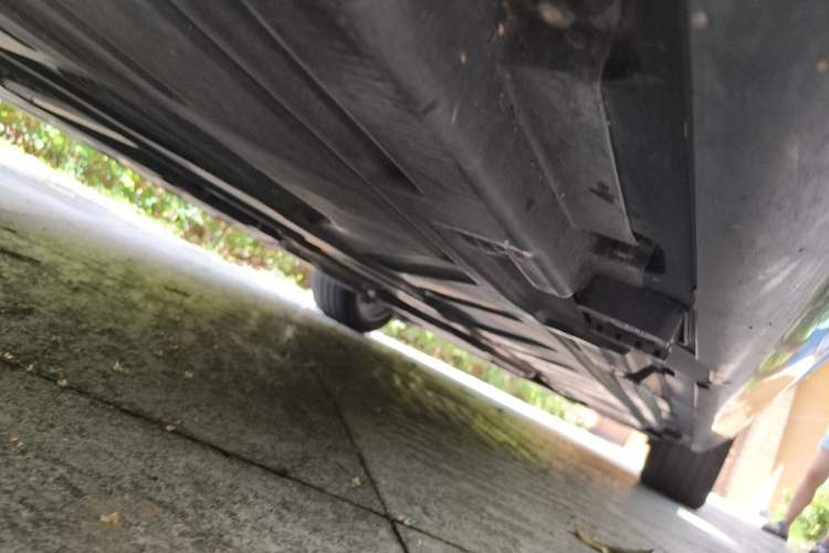 Used Mercedes-Benz E-Class 2017 E 300 L Luxury Model Chassis Rear Right