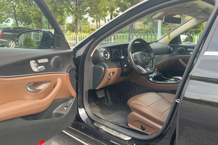 Used Mercedes-Benz E-Class 2017 E 300 L Sport Luxury Edition Driver Seat