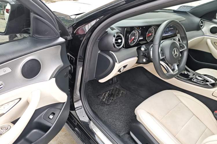 Used Mercedes-Benz E-Class 2017 E 300 Sport Edition Driver Seat