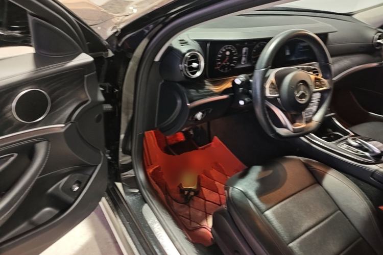 Used Mercedes-Benz E-Class 2017 E 300 L Sport Luxury Edition Driver Seat