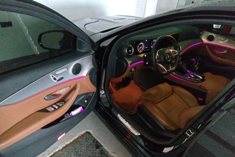 Used Mercedes-Benz E-Class 2017 E 200 Sport 4MATIC Driver Seat