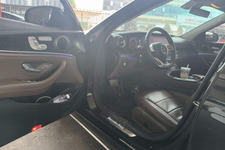 Used Mercedes-Benz E-Class 2017 E 300 L Sport Luxury Edition Driver Seat