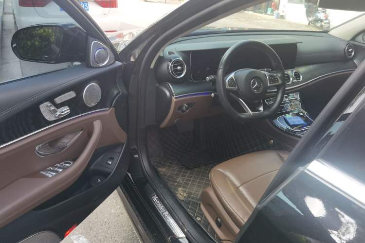 Used Mercedes-Benz E-Class 2017 E 300 L Sport Luxury Edition Driver Seat