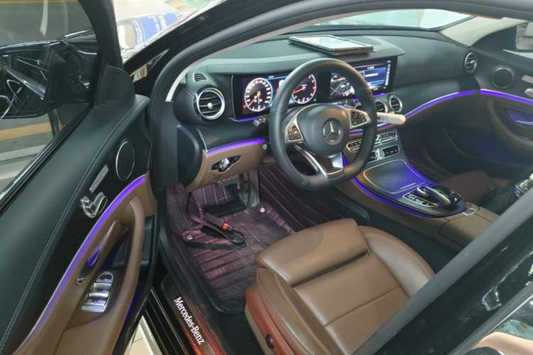 Used Mercedes-Benz E-Class 2017 E 200 L Sport 4MATIC Driver Seat
