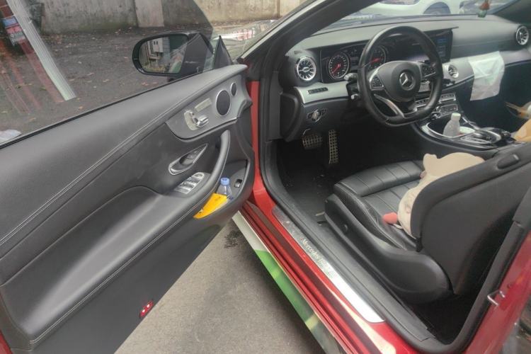Used Mercedes-Benz E-Class 2017 E 300 Coupe Driver Seat
