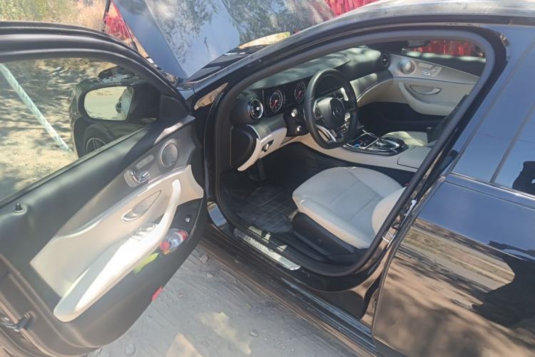 Used Mercedes-Benz E-Class 2017 E 300 Sport Edition Driver Seat