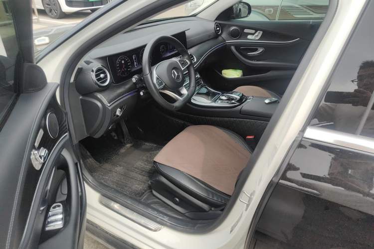 Used Mercedes-Benz E-Class 2017 E 300 L Sport Luxury Edition Driver Seat