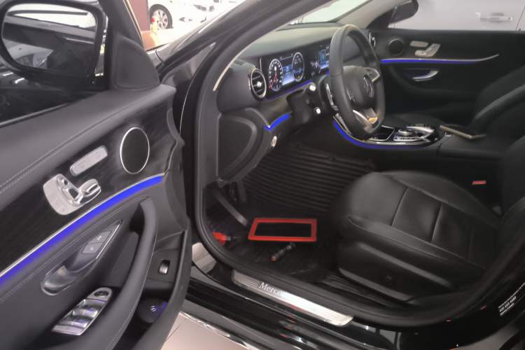 Used Mercedes-Benz E-Class 2017 E 300 L Sporty and Stylish Model Driver Seat