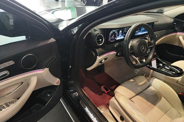 Used Mercedes-Benz E-Class 2017 E 200 L Sport 4MATIC Driver Seat