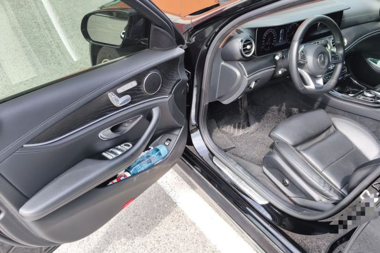 Used Mercedes-Benz E-Class 2017 E 200 L Sport 4MATIC Driver Seat