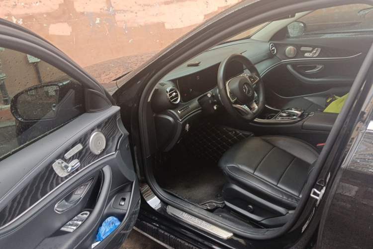 Used Mercedes-Benz E-Class 2017 E 200 L Sport 4MATIC Driver Seat
