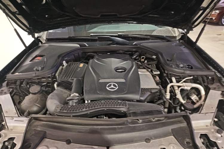 Used Mercedes-Benz E-Class 2017 E 300 L Sport Luxury Edition Engine Bay