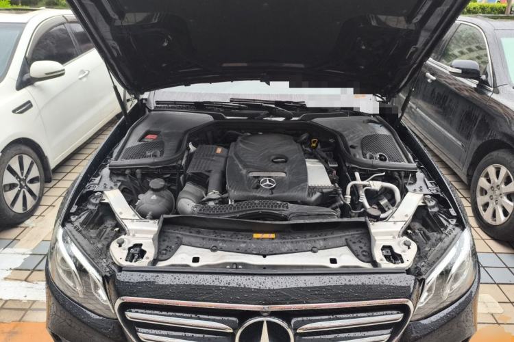 Used Mercedes-Benz E-Class 2017 E 300 Sport Edition Engine Bay