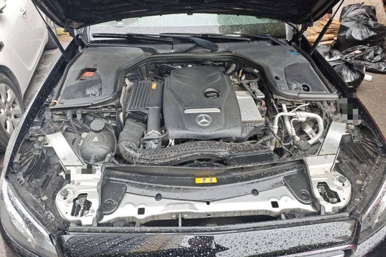 Used Mercedes-Benz E-Class 2017 E 200 Sport Engine Bay