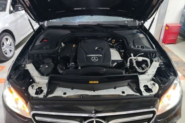 Used Mercedes-Benz E-Class 2017 E 300 Sport Edition Engine Bay
