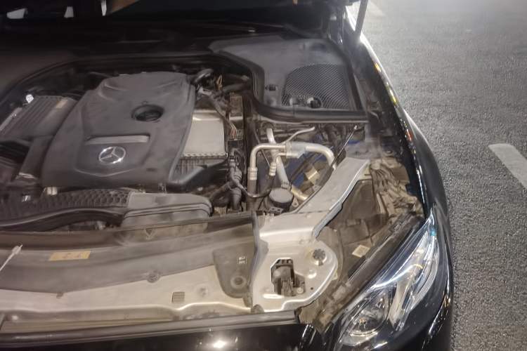 Used Mercedes-Benz E-Class 2017 E 300 L Sport Luxury Edition Engine Bay Left