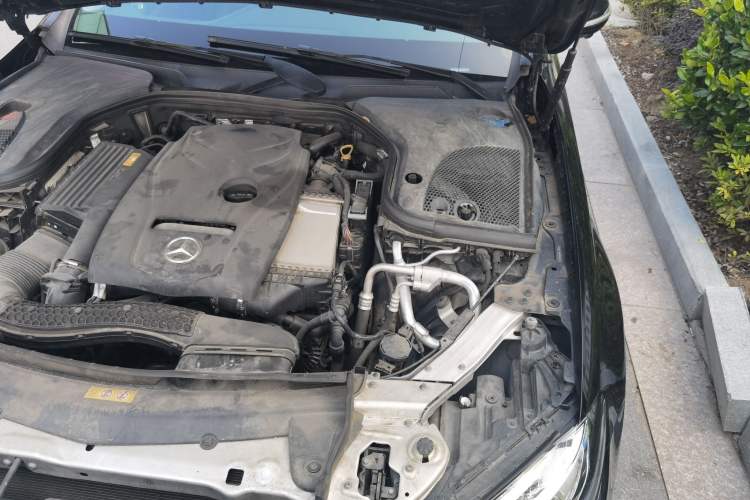 Used Mercedes-Benz E-Class 2017 E 300 L Sport Luxury Edition Engine Bay Left