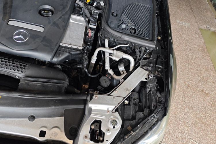 Used Mercedes-Benz E-Class 2017 E 200 Sport 4MATIC Engine Bay Left