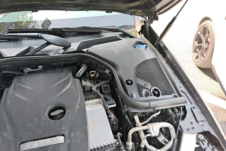 Used Mercedes-Benz E-Class 2017 E 300 L Luxury Model Engine Bay Left