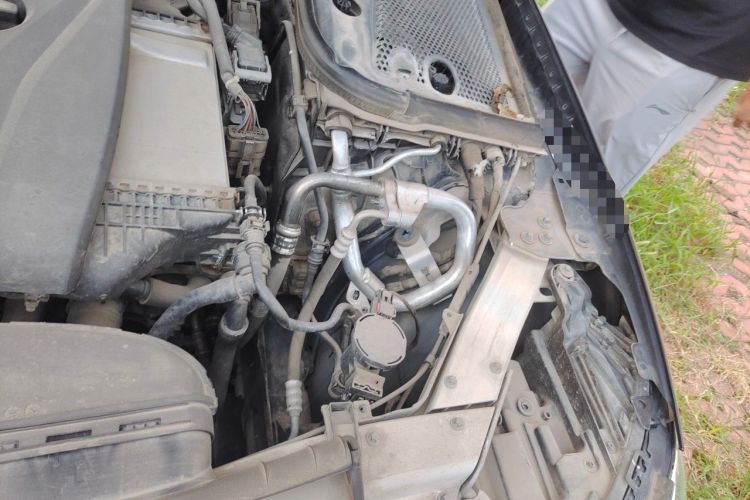 Used Mercedes-Benz E-Class 2017 E 300 L Luxury Model Engine Bay Left