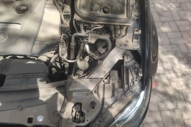 Used Mercedes-Benz E-Class 2017 E 300 L Sport Luxury Edition Engine Bay Left