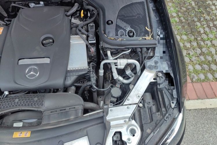 Used Mercedes-Benz E-Class 2017 Facelift E 200 Sport 4MATIC Engine Bay Left