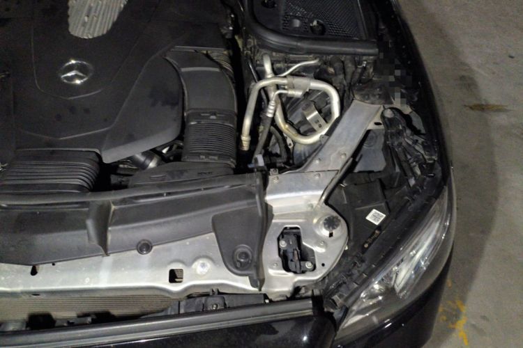 Used Mercedes-Benz E-Class 2017 E 320 L Sport 4MATIC Engine Bay Left